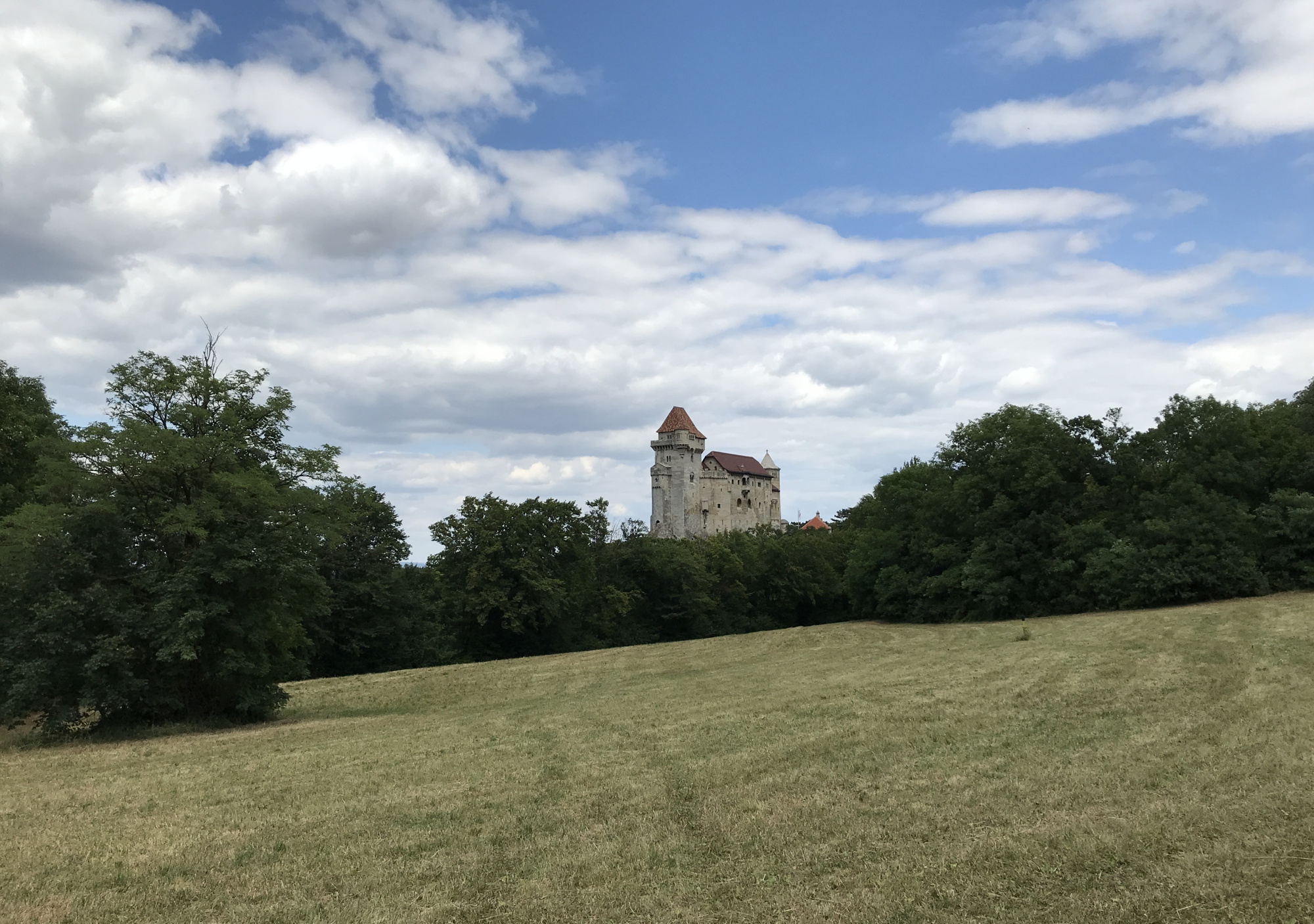 burg-liechtenstein.jpg