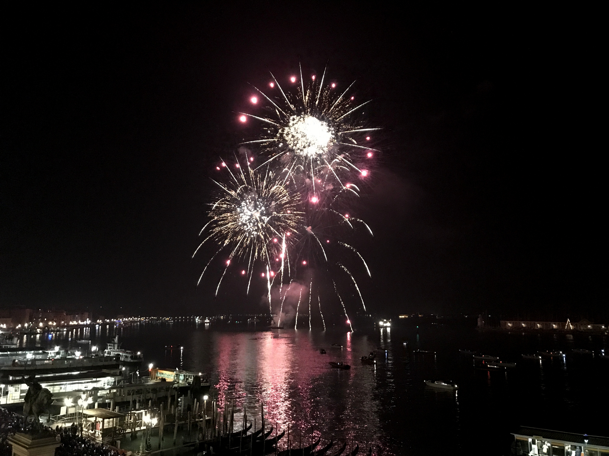 venice-fireworks-2.jpg