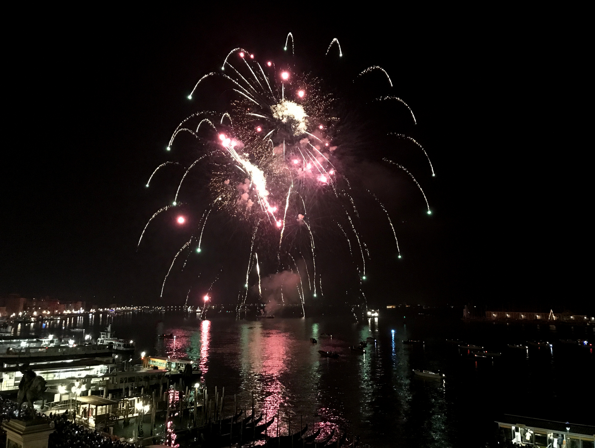 venice-fireworks-3.jpg