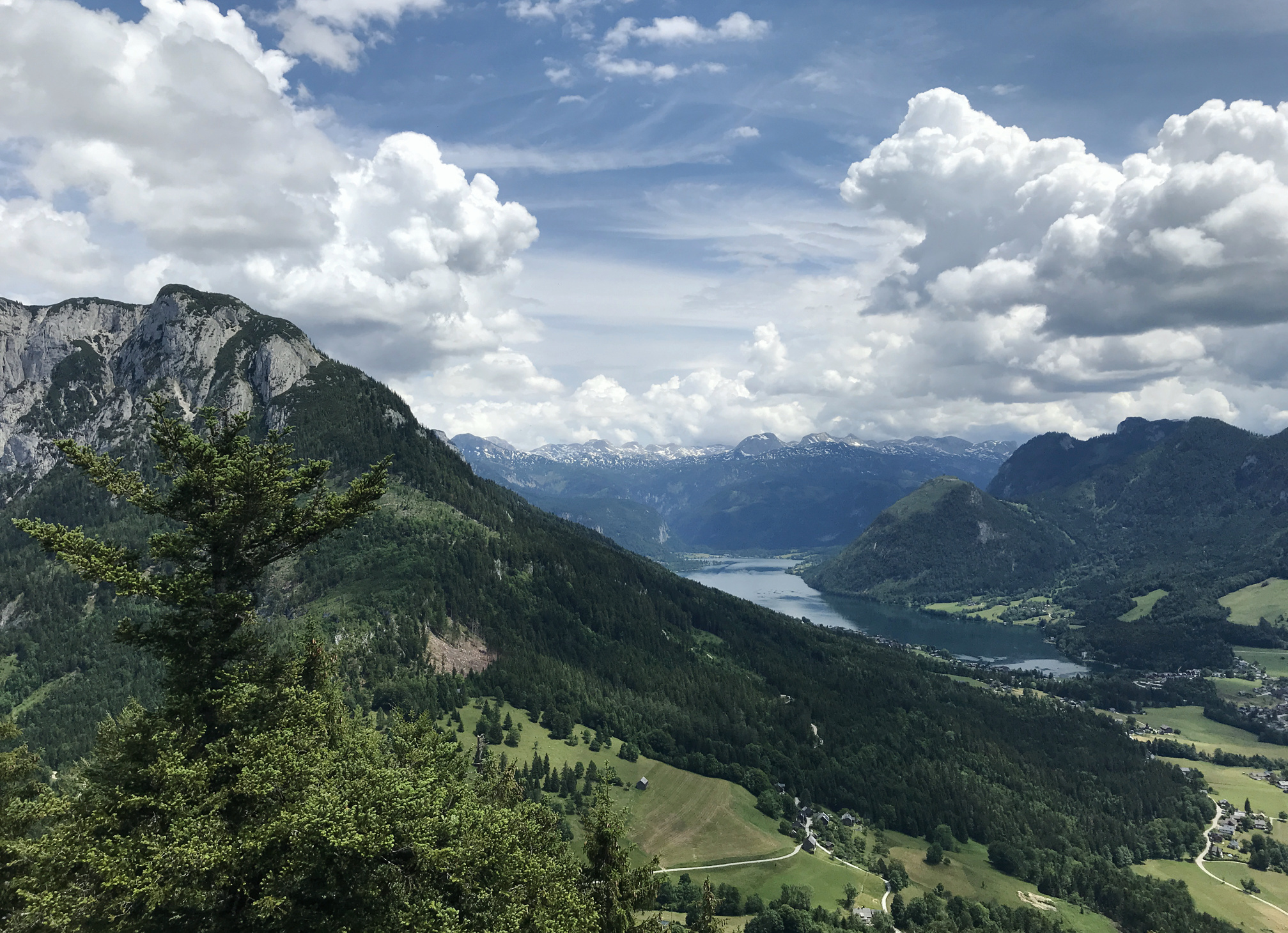 grundlsee-view-from-tressenstein.jpg