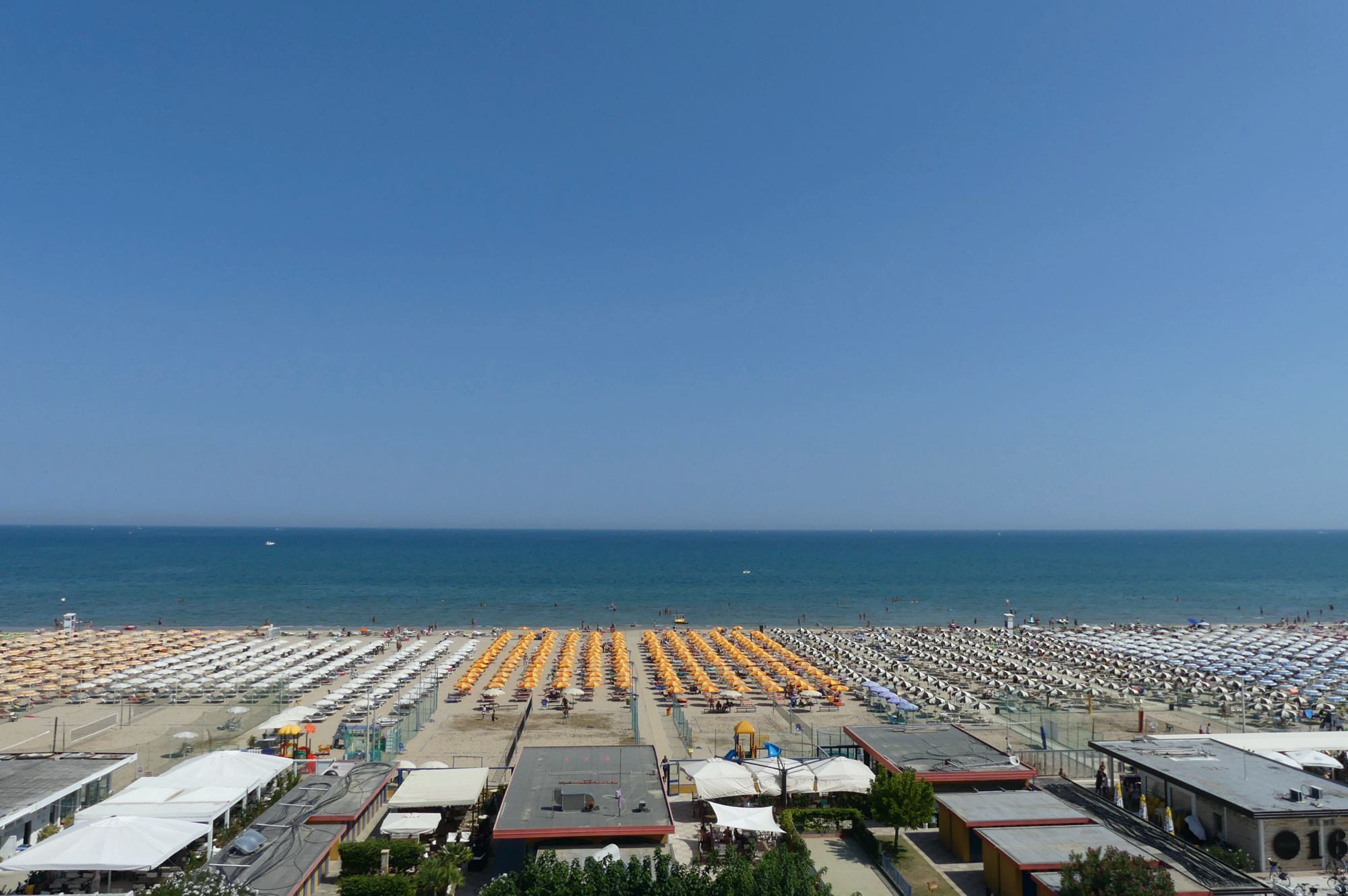 cervia-beach-sea-sky-026.jpg