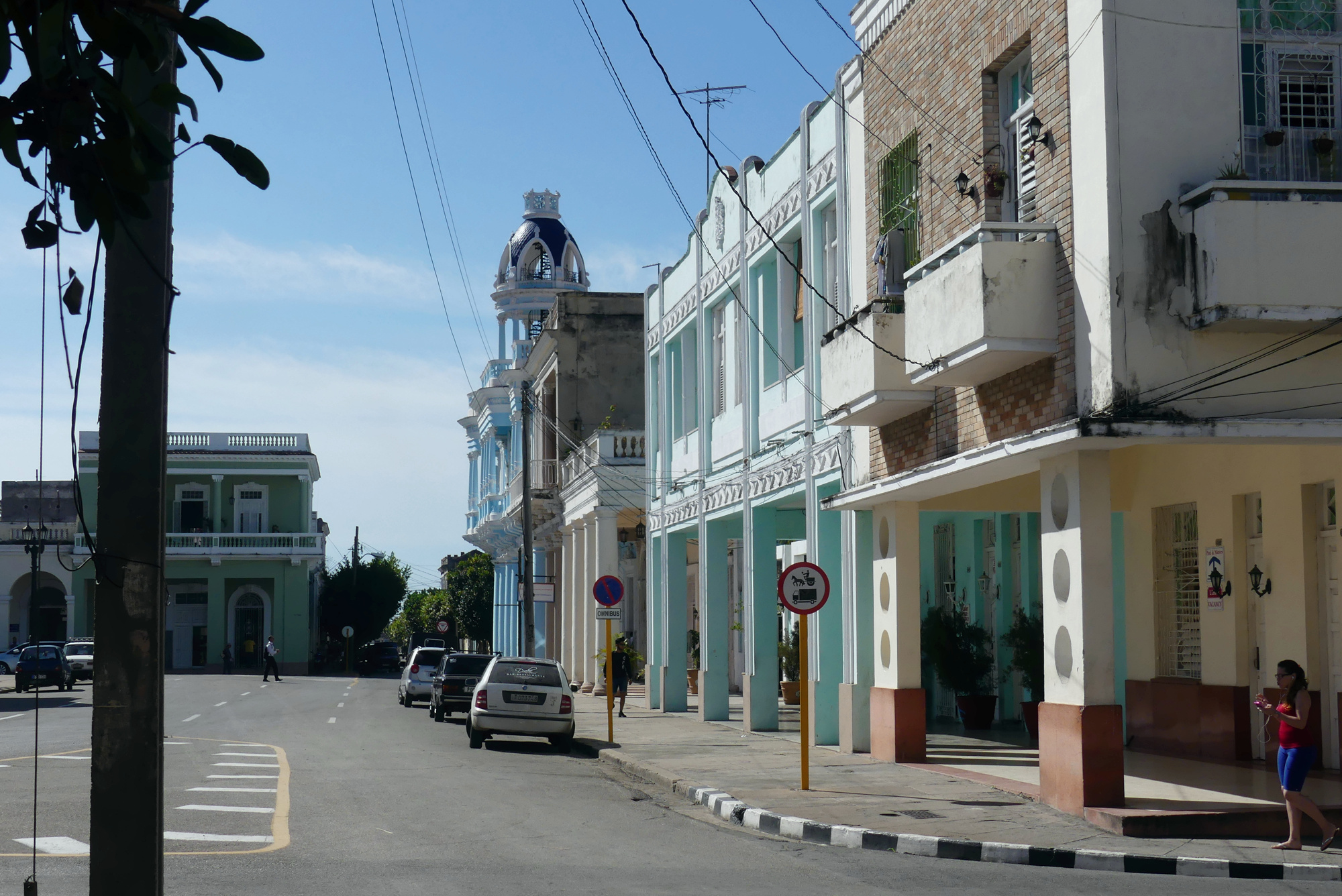 cienfuegos-plaza-jose-marti.jpg