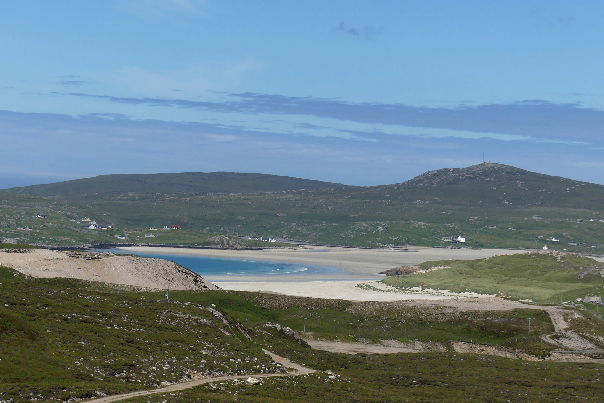 lewis-uig-beach-tide-coming-in-2.jpg
