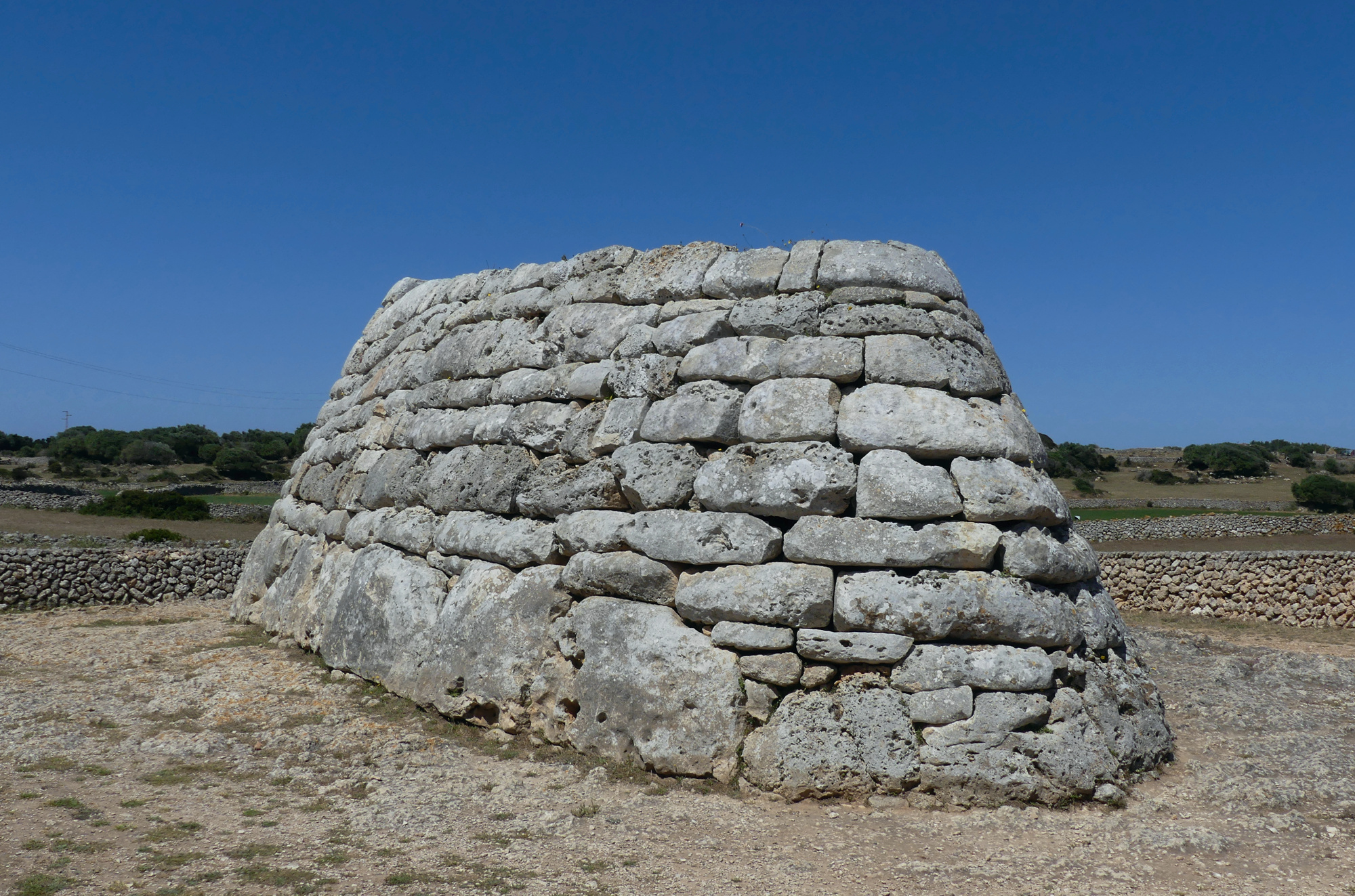 naveta-des-tudons-2.jpg