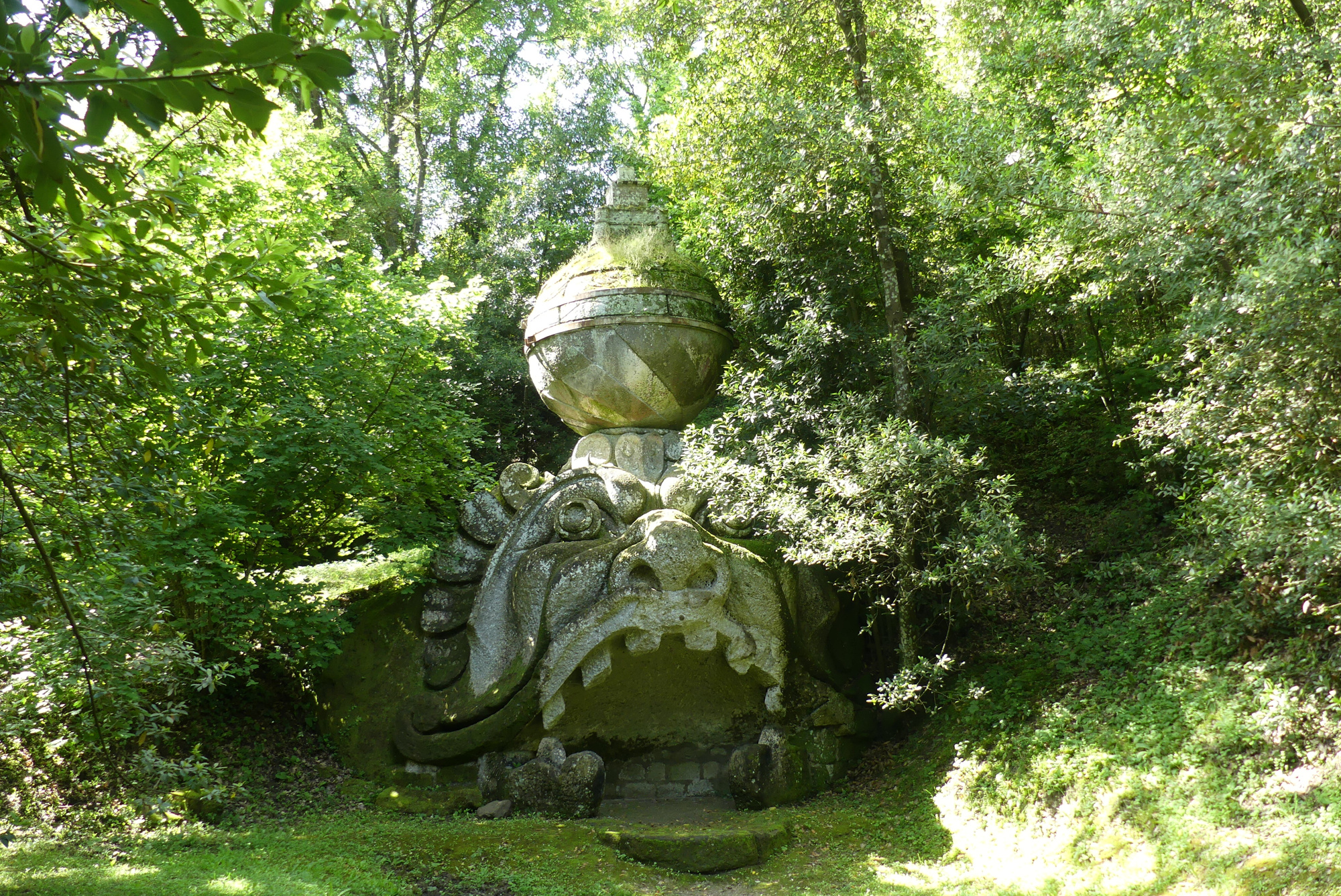 bomarzo-head-of-glaucus.jpg
