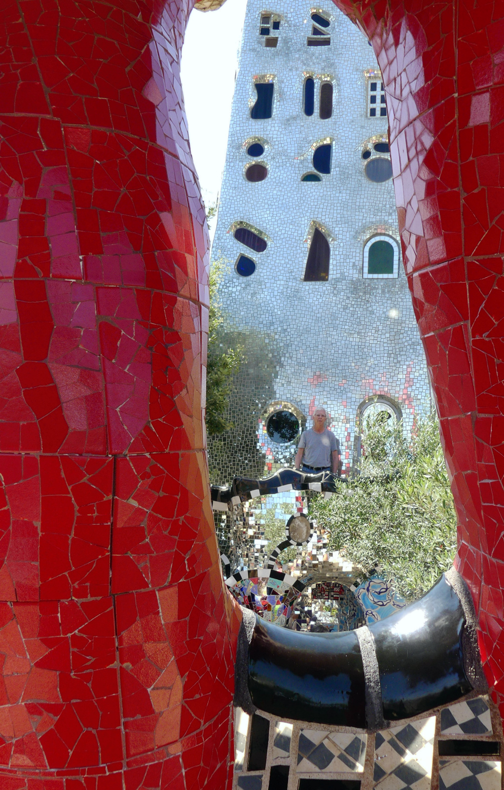 tarot-garden-the-falling-tower-robert.jpg